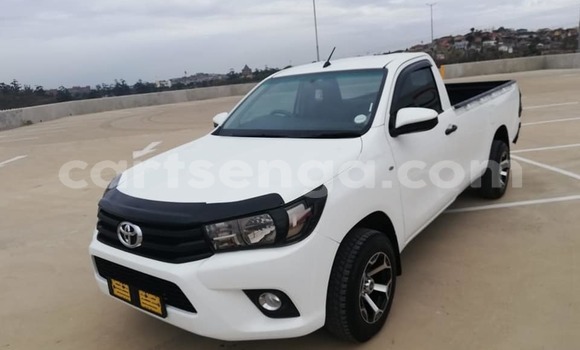 Buy Used Toyota Hilux White Car in Big Bend in Lubombo District Buy Used Toyota Hilux White Car in Big Bend in Lubombo District