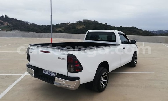 Buy Used Toyota Hilux White Car in Big Bend in Lubombo District Buy Used Toyota Hilux White Car in Big Bend in Lubombo District