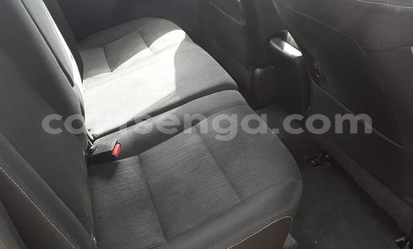 Buy Used Toyota Hilux White Car in Big Bend in Lubombo District Buy Used Toyota Hilux White Car in Big Bend in Lubombo District