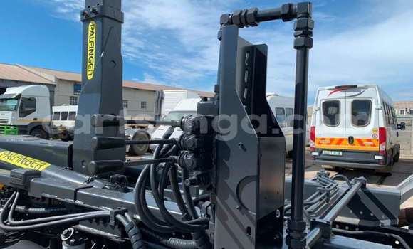 Buy Used Mercedes‒Benz 1824 White Truck in Mbabane in Manzini Buy Used Mercedes‒Benz 1824 White Truck in Mbabane in Manzini