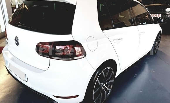 Buy Used Volkswagen Golf GTI White Car in Big Bend in Lubombo District Buy Used Volkswagen Golf GTI White Car in Big Bend in Lubombo District
