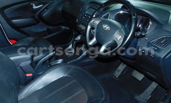 Nunua Ilio tumika Hyundai ix35 White Gari ndani ya Manzini nchini Manzini Nunua Ilio tumika Hyundai ix35 White Gari ndani ya Manzini nchini Manzini