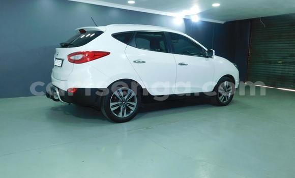 Nunua Ilio tumika Hyundai ix35 White Gari ndani ya Manzini nchini Manzini Nunua Ilio tumika Hyundai ix35 White Gari ndani ya Manzini nchini Manzini