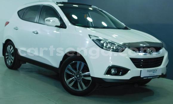 Nunua Ilio tumika Hyundai ix35 White Gari ndani ya Manzini nchini Manzini Nunua Ilio tumika Hyundai ix35 White Gari ndani ya Manzini nchini Manzini