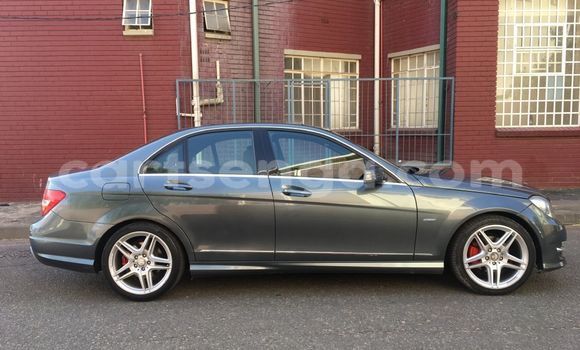 Buy Used Mercedes‒Benz 250 Black Car in Big Bend in Lubombo District Buy Used Mercedes‒Benz 250 Black Car in Big Bend in Lubombo District