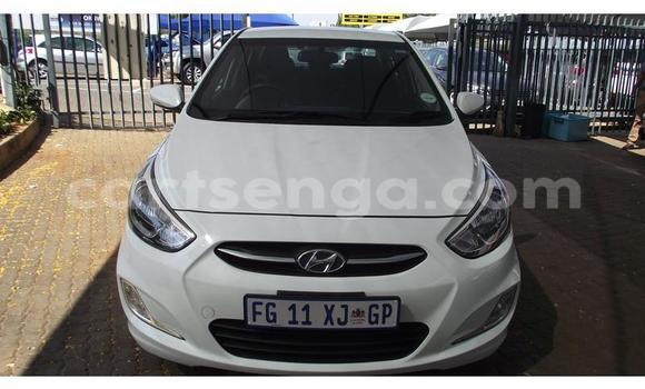 Buy Used Hyundai Accent White Car in Big Bend in Lubombo District Buy Used Hyundai Accent White Car in Big Bend in Lubombo District