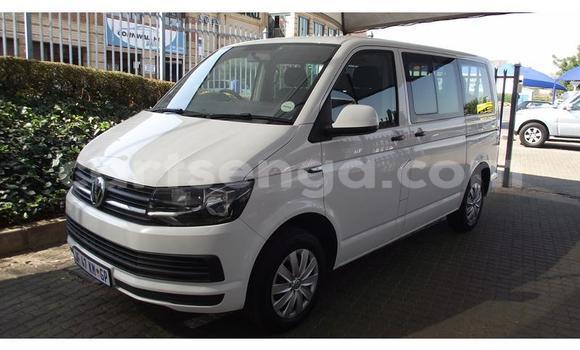 Buy Used Volkswagen Transporter White Car in Big Bend in Lubombo District Buy Used Volkswagen Transporter White Car in Big Bend in Lubombo District
