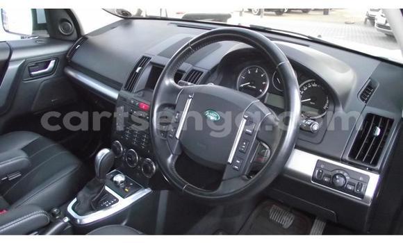 Buy Used Land Rover Discovery Sport White Car in Big Bend in Lubombo District Buy Used Land Rover Discovery Sport White Car in Big Bend in Lubombo District