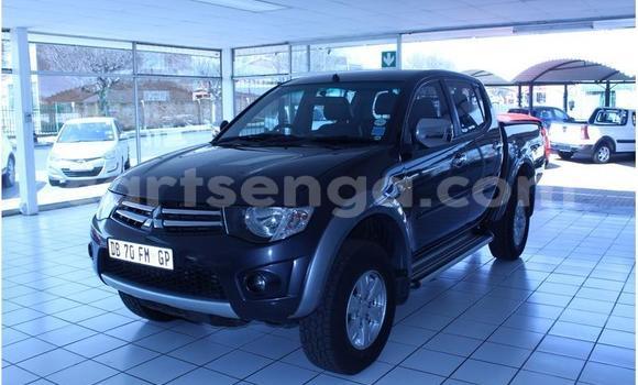 Nunua Ilio tumika Mitsubishi Triton Black Gari ndani ya Manzini nchini Manzini Nunua Ilio tumika Mitsubishi Triton Black Gari ndani ya Manzini nchini Manzini