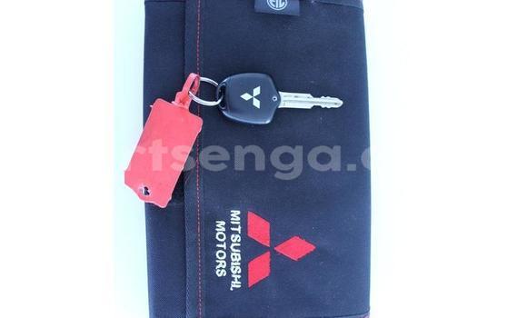 Nunua Ilio tumika Mitsubishi Triton Black Gari ndani ya Manzini nchini Manzini Nunua Ilio tumika Mitsubishi Triton Black Gari ndani ya Manzini nchini Manzini