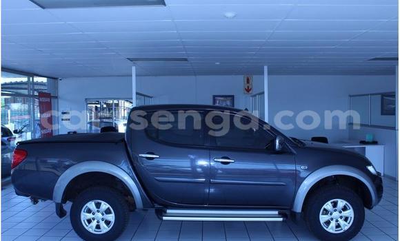 Nunua Ilio tumika Mitsubishi Triton Black Gari ndani ya Manzini nchini Manzini Nunua Ilio tumika Mitsubishi Triton Black Gari ndani ya Manzini nchini Manzini