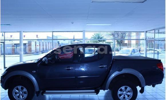 Nunua Ilio tumika Mitsubishi Triton Black Gari ndani ya Manzini nchini Manzini Nunua Ilio tumika Mitsubishi Triton Black Gari ndani ya Manzini nchini Manzini