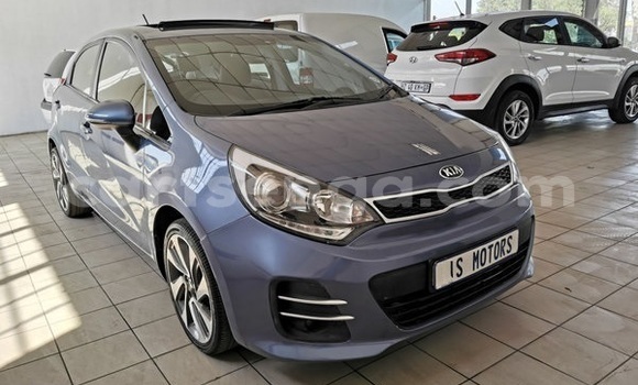 Nunua Ilio tumika Kia Rio Beige Gari ndani ya Ezulwini nchini Hhohho Nunua Ilio tumika Kia Rio Beige Gari ndani ya Ezulwini nchini Hhohho