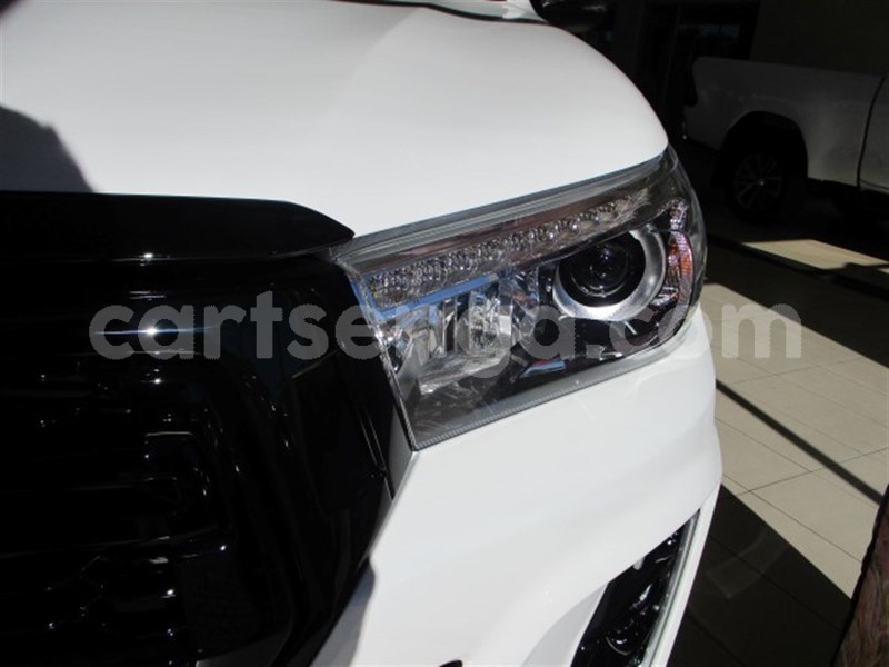 Big with watermark toyota hilux hhohho ezulwini 11518