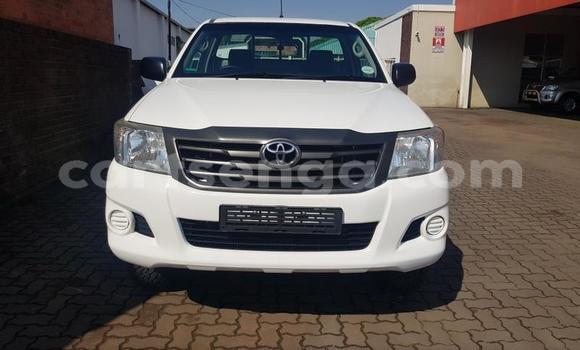 Acheter Occasion Voiture Toyota Hilux Blanc à Manzini, Manzini Acheter Occasion Voiture Toyota Hilux Blanc à Manzini, Manzini