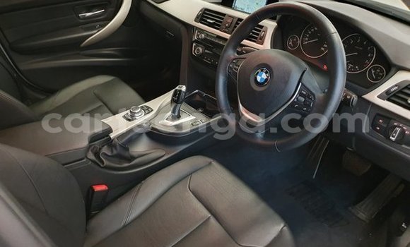 Nunua Ilio tumika BMW 3–Series White Gari ndani ya Ezulwini nchini Hhohho Nunua Ilio tumika BMW 3–Series White Gari ndani ya Ezulwini nchini Hhohho