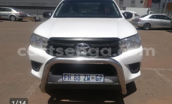 Buy Used Toyota Hilux White Car in Manzini in Manzini Buy Used Toyota Hilux White Car in Manzini in Manzini