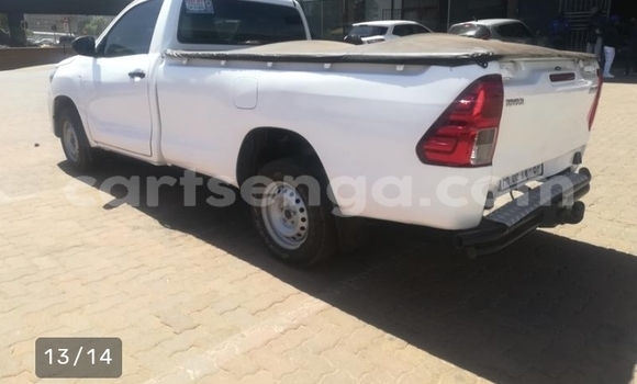 Buy Used Toyota Hilux White Car in Manzini in Manzini Buy Used Toyota Hilux White Car in Manzini in Manzini
