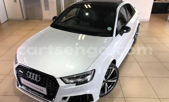 Nunua Ilio tumika Audi RS3 White Gari ndani ya Hlatikulu nchini Wilaya ya Shiselweni Nunua Ilio tumika Audi RS3 White Gari ndani ya Hlatikulu nchini Wilaya ya Shiselweni