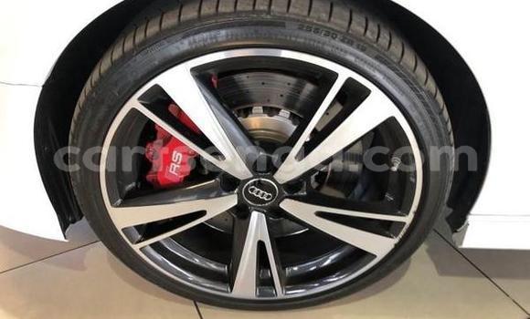Nunua Ilio tumika Audi RS3 White Gari ndani ya Hlatikulu nchini Wilaya ya Shiselweni Nunua Ilio tumika Audi RS3 White Gari ndani ya Hlatikulu nchini Wilaya ya Shiselweni