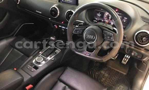 Nunua Ilio tumika Audi RS3 White Gari ndani ya Hlatikulu nchini Wilaya ya Shiselweni Nunua Ilio tumika Audi RS3 White Gari ndani ya Hlatikulu nchini Wilaya ya Shiselweni