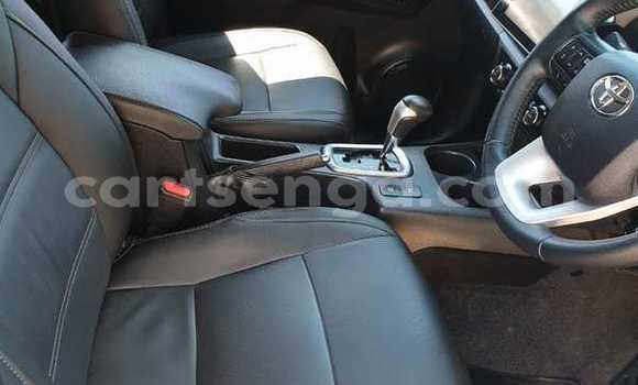 Acheter Occasion Voiture Toyota Hilux Beige à Hlatikulu, Shiselweni District Acheter Occasion Voiture Toyota Hilux Beige à Hlatikulu, Shiselweni District