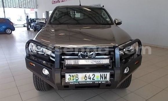 Nunua Ilio tumika Toyota Hilux Silver Gari ndani ya Ezulwini nchini Hhohho Nunua Ilio tumika Toyota Hilux Silver Gari ndani ya Ezulwini nchini Hhohho