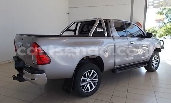 Nunua Ilio tumika Toyota Hilux Silver Gari ndani ya Ezulwini nchini Hhohho Nunua Ilio tumika Toyota Hilux Silver Gari ndani ya Ezulwini nchini Hhohho