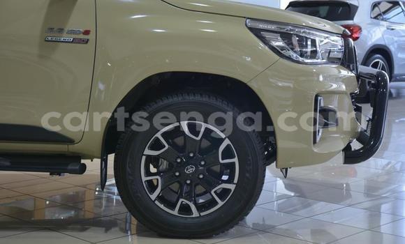 Buy Used Toyota Hilux Beige Car in Big Bend in Lubombo District Buy Used Toyota Hilux Beige Car in Big Bend in Lubombo District
