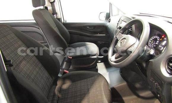 Acheter Occasion Voiture Mercedes‒Benz Vito Blanc à Mbabane, Manzini Acheter Occasion Voiture Mercedes‒Benz Vito Blanc à Mbabane, Manzini