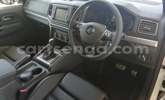 Nunua Ilio tumika Volkswagen Amarok Black Gari ndani ya Big Bend nchini Wilaya ya Lubombo Nunua Ilio tumika Volkswagen Amarok Black Gari ndani ya Big Bend nchini Wilaya ya Lubombo