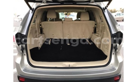 Buy Import Toyota Highlander Other Car in Import - Dubai in Hhohho Buy Import Toyota Highlander Other Car in Import - Dubai in Hhohho