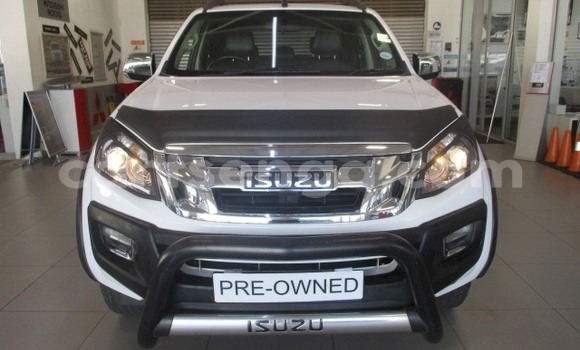 Buy Used Isuzu KB White Car in Mbabane in Manzini Buy Used Isuzu KB White Car in Mbabane in Manzini