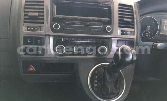 Buy Used Volkswagen Caravelle Silver Car in Mbabane in Manzini Buy Used Volkswagen Caravelle Silver Car in Mbabane in Manzini