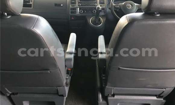 Buy Used Volkswagen Caravelle Silver Car in Mbabane in Manzini Buy Used Volkswagen Caravelle Silver Car in Mbabane in Manzini