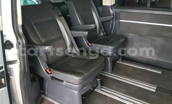 Buy Used Volkswagen Caravelle Silver Car in Mbabane in Manzini Buy Used Volkswagen Caravelle Silver Car in Mbabane in Manzini