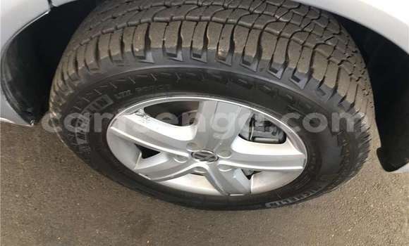 Buy Used Volkswagen Caravelle Silver Car in Mbabane in Manzini Buy Used Volkswagen Caravelle Silver Car in Mbabane in Manzini