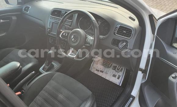 Nunua Ilio tumika Volkswagen Polo GTI White Gari ndani ya Manzini nchini Manzini Nunua Ilio tumika Volkswagen Polo GTI White Gari ndani ya Manzini nchini Manzini