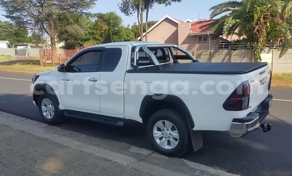 Buy Used Toyota Hilux White Car in Big Bend in Lubombo District Buy Used Toyota Hilux White Car in Big Bend in Lubombo District