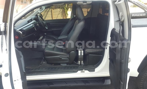 Buy Used Toyota Hilux White Car in Big Bend in Lubombo District Buy Used Toyota Hilux White Car in Big Bend in Lubombo District