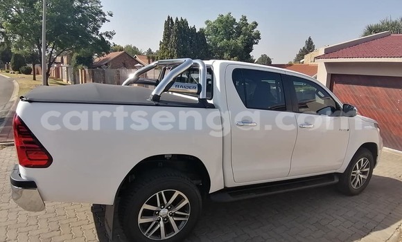 Buy Used Toyota Hilux White Car in Big Bend in Lubombo District Buy Used Toyota Hilux White Car in Big Bend in Lubombo District