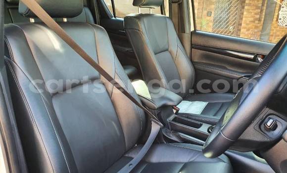 Buy Used Toyota Hilux White Car in Big Bend in Lubombo District Buy Used Toyota Hilux White Car in Big Bend in Lubombo District