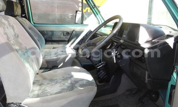 Nunua Ilio tumika Volkswagen Caravelle Green Gari ndani ya Ezulwini nchini Hhohho Nunua Ilio tumika Volkswagen Caravelle Green Gari ndani ya Ezulwini nchini Hhohho