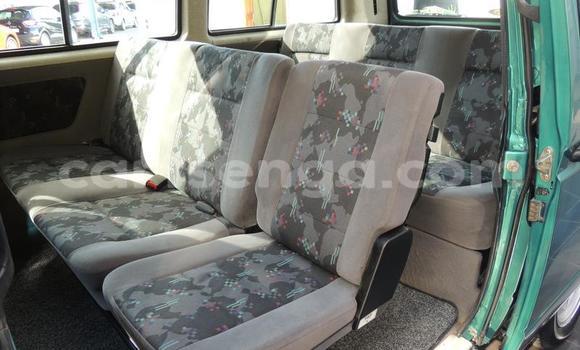 Nunua Ilio tumika Volkswagen Caravelle Green Gari ndani ya Ezulwini nchini Hhohho Nunua Ilio tumika Volkswagen Caravelle Green Gari ndani ya Ezulwini nchini Hhohho