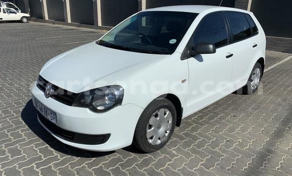 Buy Used Volkswagen Polo White Car in Ezulwini in Hhohho Buy Used Volkswagen Polo White Car in Ezulwini in Hhohho