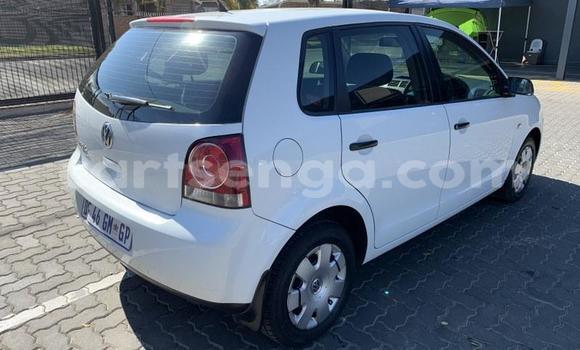 Buy Used Volkswagen Polo White Car in Ezulwini in Hhohho Buy Used Volkswagen Polo White Car in Ezulwini in Hhohho