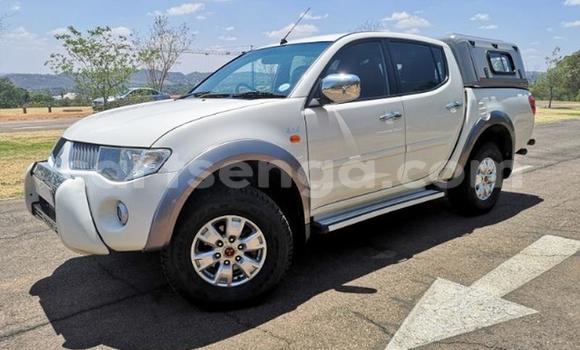 Buy Used Mitsubishi 3000 GT Other Car in Hlatikulu in Shiselweni District Buy Used Mitsubishi 3000 GT Other Car in Hlatikulu in Shiselweni District