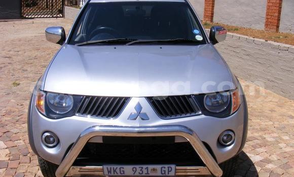 Buy Used Mitsubishi 3000 GT Silver Car in Bulembu in Hhohho Buy Used Mitsubishi 3000 GT Silver Car in Bulembu in Hhohho