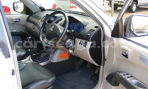 Buy Used Mitsubishi 3000 GT Silver Car in Bulembu in Hhohho Buy Used Mitsubishi 3000 GT Silver Car in Bulembu in Hhohho