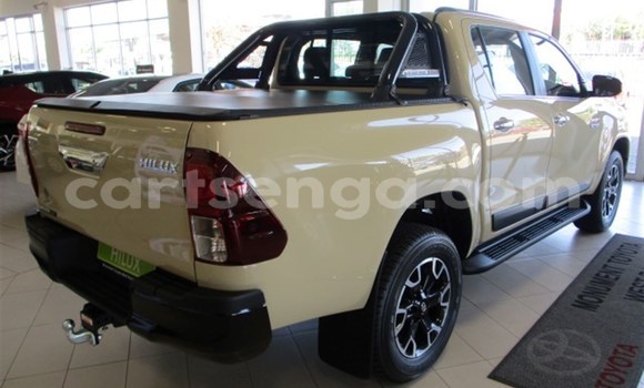Acheter Occasion Voiture Toyota Hilux Beige à Ezulwini, Hhohho Acheter Occasion Voiture Toyota Hilux Beige à Ezulwini, Hhohho